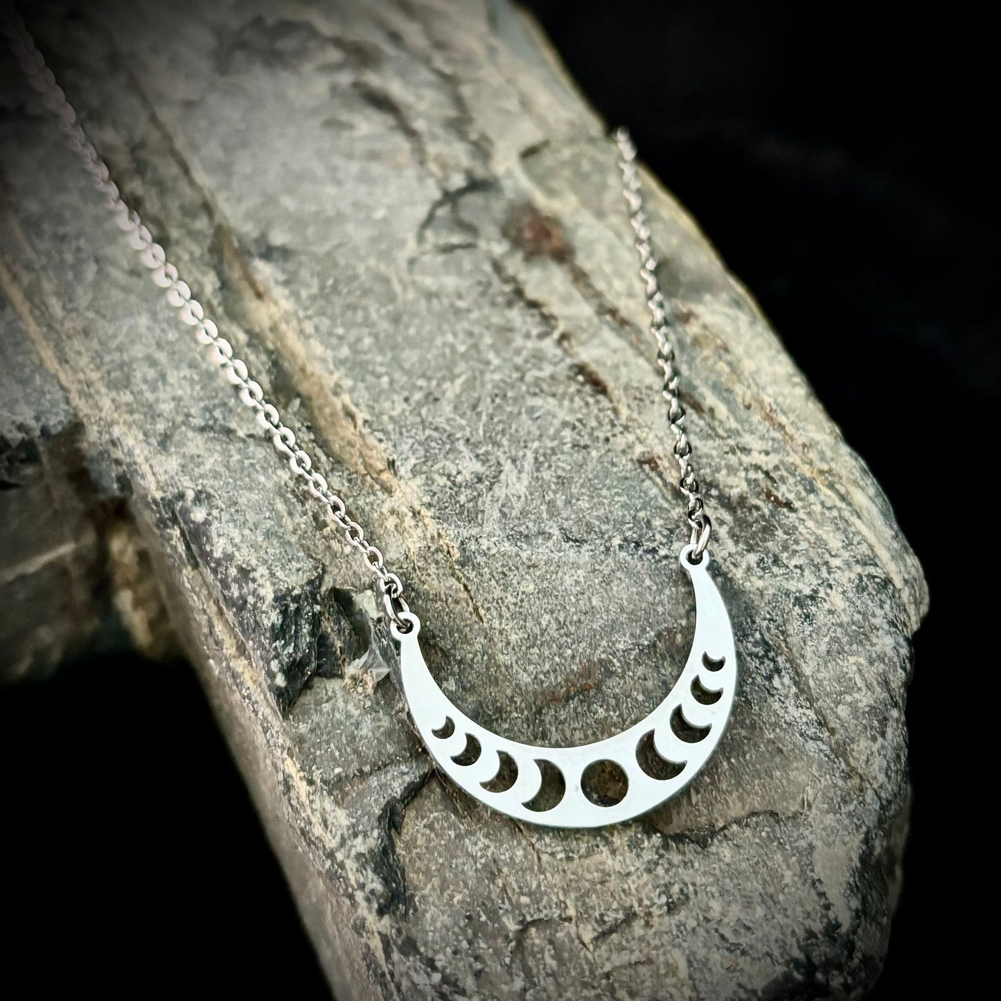 HECATE Collier
